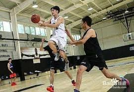 西蒙-乔丹：批评阿诺德的球迷太荒谬 哪个伟大球员拒绝过皇马？